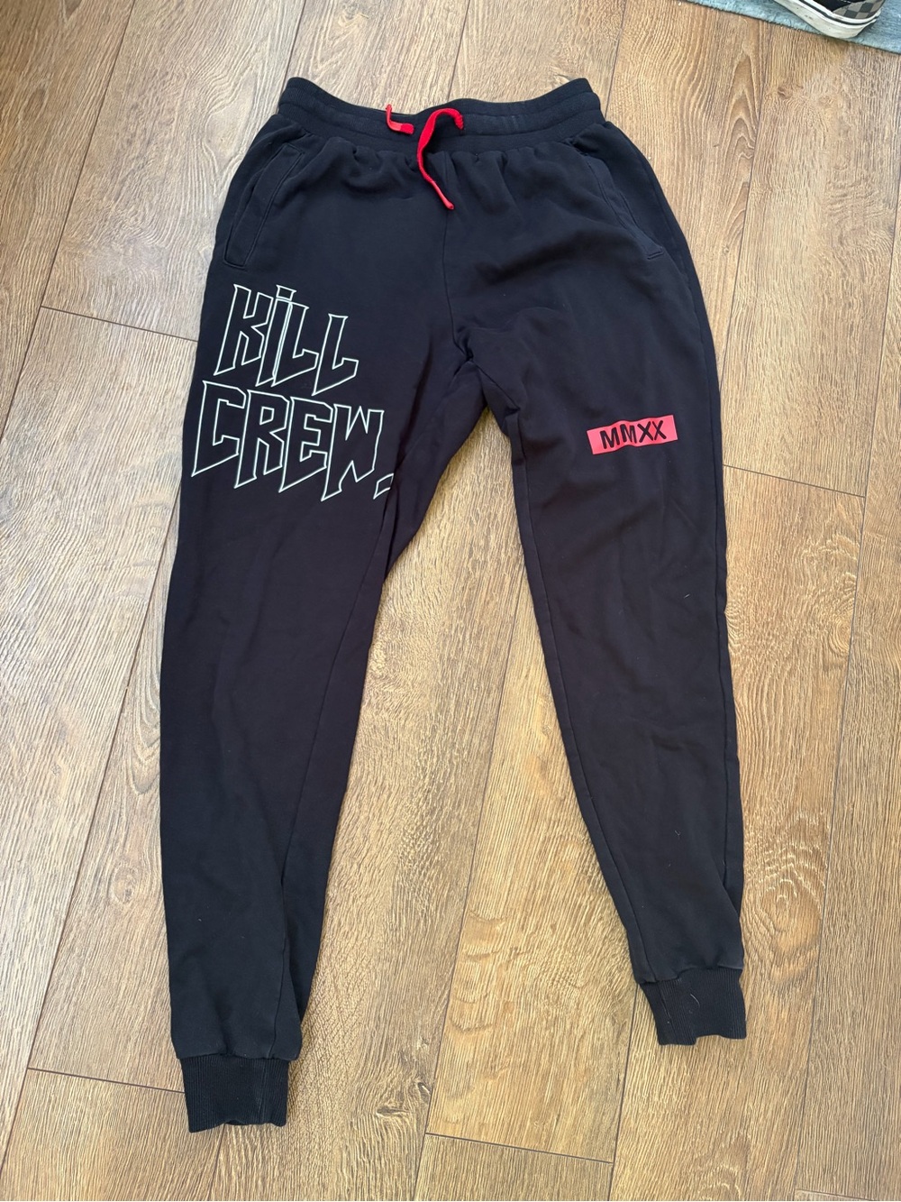 Kill Crew Joggers - size small